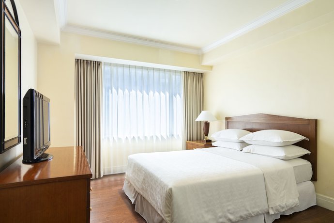 Imagen de la habitación del Hotel Sheraton Surabaya and Towers. Foto 3