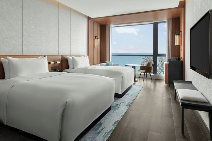 Imagen de la habitación del Hotel Sheraton Suzhou Yangcheng Lake. Foto 13