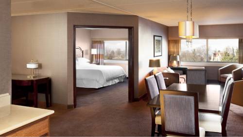 Imagen de la habitación del Hotel Sheraton Syracuse University and Conference Center. Foto 5