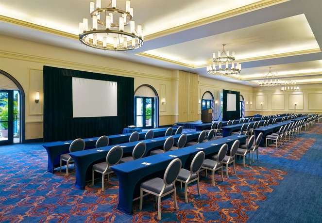 Imagen de los interiores del Hotel Sheraton Tampa Riverwalk. Foto 9