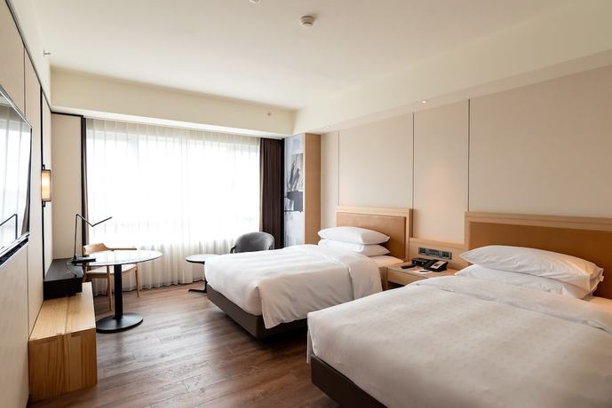 Imagen de la habitación del Hotel Sheraton Taoyuan. Foto 17