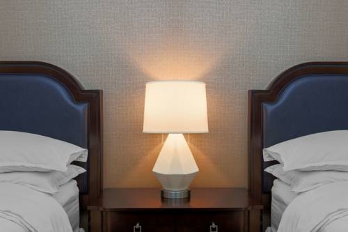 Imagen de la habitación del Hotel Sheraton Tarrytown. Foto 6