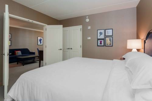 Imagen de la habitación del Hotel Sheraton Tarrytown. Foto 12