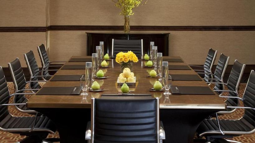 Imagen de los interiores del Hotel Sheraton Tucson and Suites. Foto 14