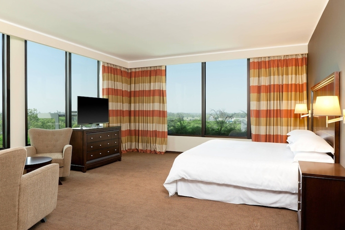 Imagen de la habitación del Hotel Sheraton Tucuman. Foto 12