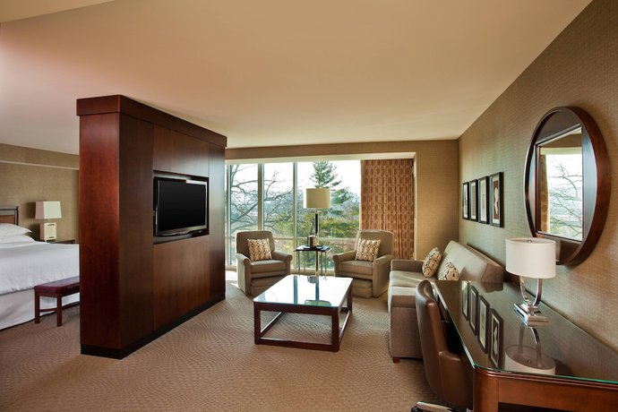 Imagen de la habitación del Hotel Sheraton Valley Forge. Foto 6