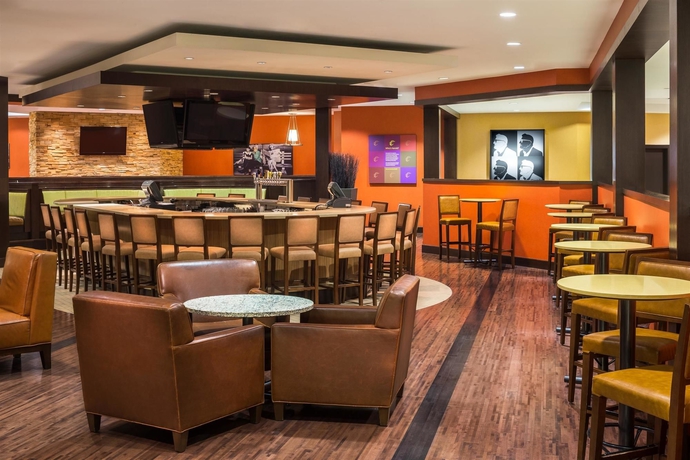 Imagen de los interiores del Hotel Sheraton Vancouver Airport. Foto 9