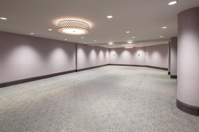 Imagen de los interiores del Hotel Sheraton Vancouver Airport. Foto 14