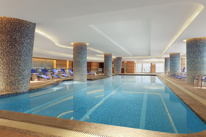 Imagen de la piscina del Hotel Sheraton Wenzhou. Foto 16