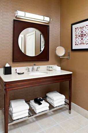 Imagen de la habitación del Hotel Sheraton Wilmington South. Foto 7