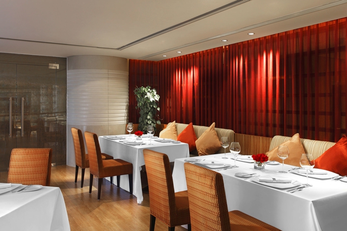 Imagen del bar/restaurante del Hotel Sheraton Xiamen. Foto 4