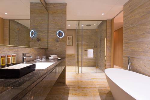 Imagen de la habitación del Hotel Sheraton Zhanjiang. Foto 9