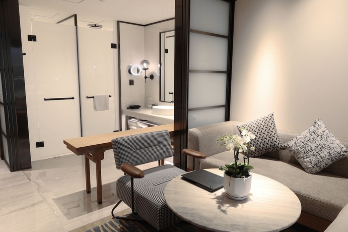 Imagen de la habitación del Hotel Sheraton Zhaoqing Dinghu. Foto 5