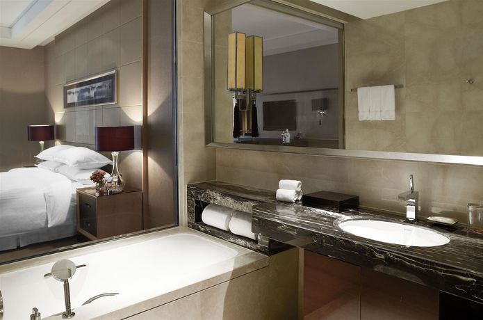 Imagen de la habitación del Hotel Sheraton Zhenjiang Hotel. Foto 11