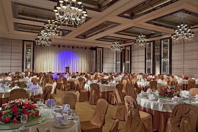 Imagen de los interiores del Hotel Sheraton Zhongshan. Foto 10