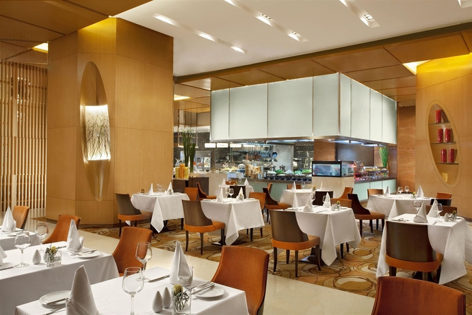 Imagen del bar/restaurante del Hotel Sheraton Zhongshan. Foto 4