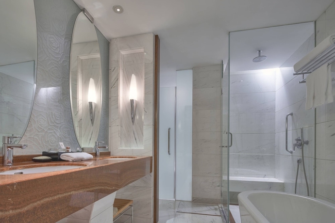 Imagen de la habitación del Hotel Sheraton Zhoushan. Foto 9