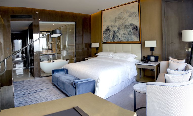 Imagen de la habitación del Hotel Sheraton Zhuhai. Foto 3
