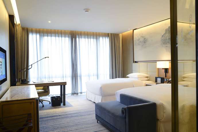Imagen de la habitación del Hotel Sheraton Zhuhai. Foto 7