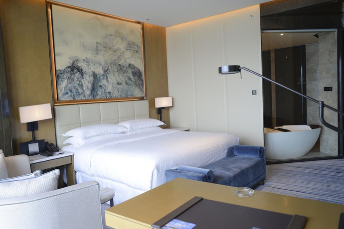 Imagen de la habitación del Hotel Sheraton Zhuhai. Foto 17