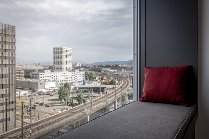 Imagen de la habitación del Hotel Sheraton Zurich. Foto 4