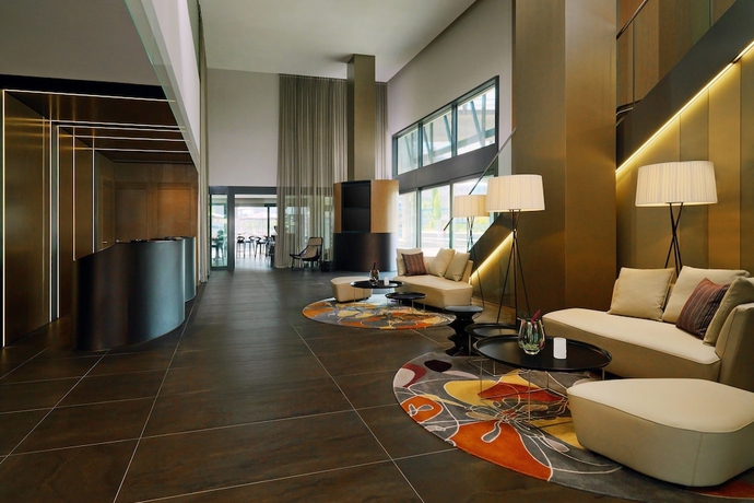 Imagen de los interiores del Hotel Sheraton Zurich. Foto 17