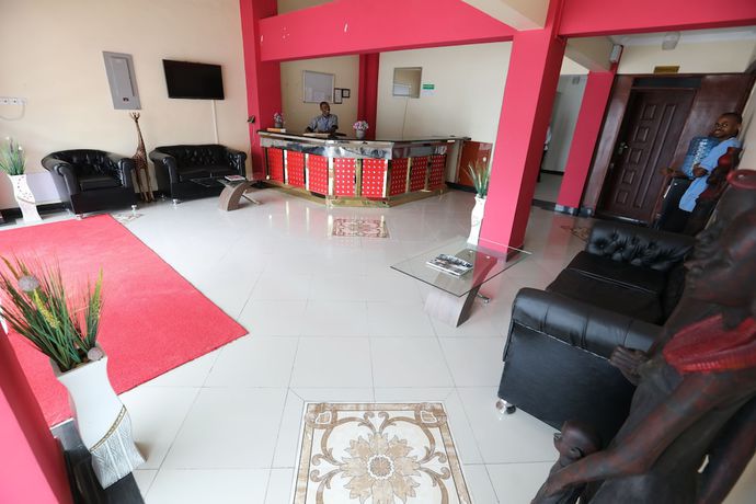Imagen de los interiores del Hotel Sheratton Regency. Foto 20