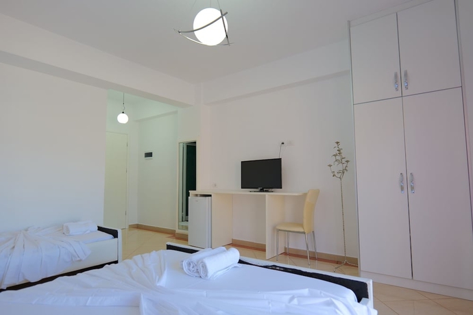 Imagen de la habitación del Hotel Sherifi. Foto 5