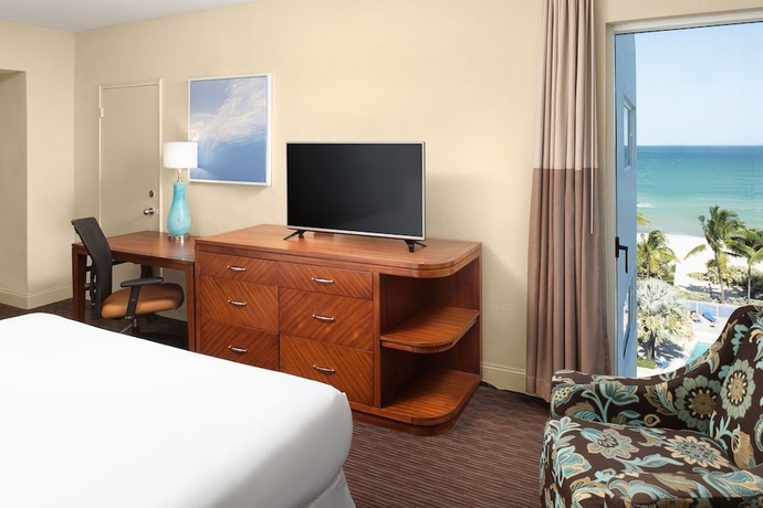 Imagen de la habitación del Hotel Sherry Fontenac Oceanfront. Foto 11