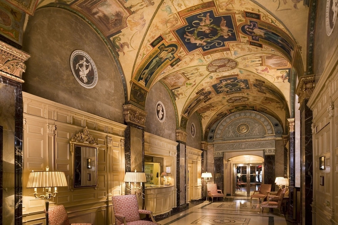 Imagen de los interiores del Hotel Sherry Netherland. Foto 17