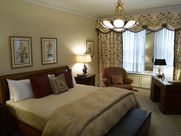 Imagen de la habitación del Hotel Sherry Netherland. Foto 10