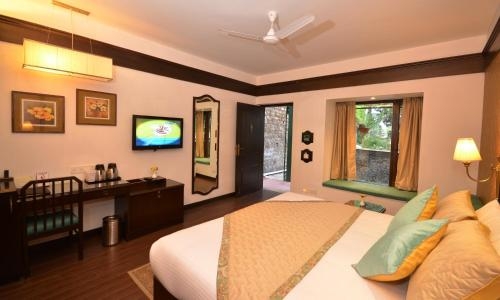 Imagen de la habitación del Hotel Shervani Hilltop Resort. Foto 7