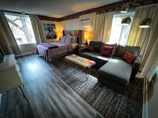 Imagen de la habitación del Hotel Sherwood Court. Foto 15