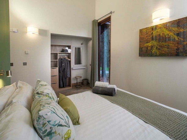 Imagen de los interiores del Hotel Sherwood Forest Golden Oak. Foto 14