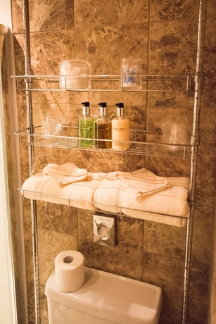 Imagen de la habitación del Hotel Sherwood Guest House. Foto 16