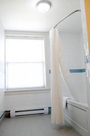 Imagen de la habitación del Hotel Sherwood Inn. Foto 8