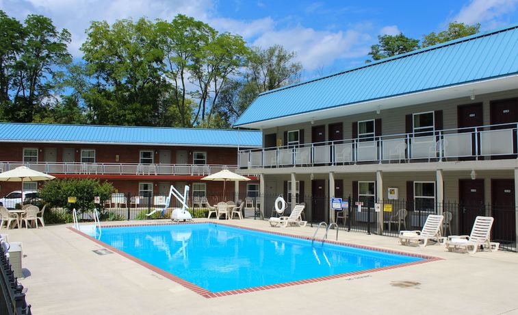 Imagen de la piscina del Hotel Sherwood Motel, Wellsboro. Foto 19