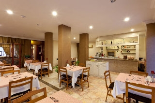 Imagen del bar/restaurante del Hotel Sherwood Premio. Foto 8