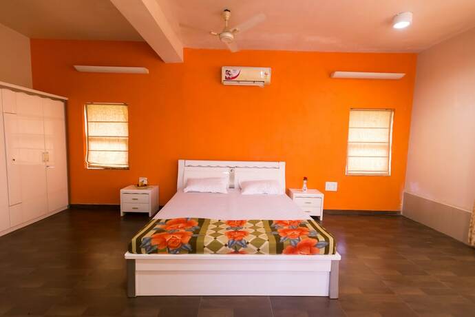 Imagen de la habitación del Hotel Shetty Farms. Foto 19