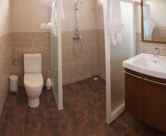 Imagen de la habitación del Hotel Sheva. Foto 8