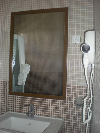 Imagen de la habitación del Hotel Sheva. Foto 12