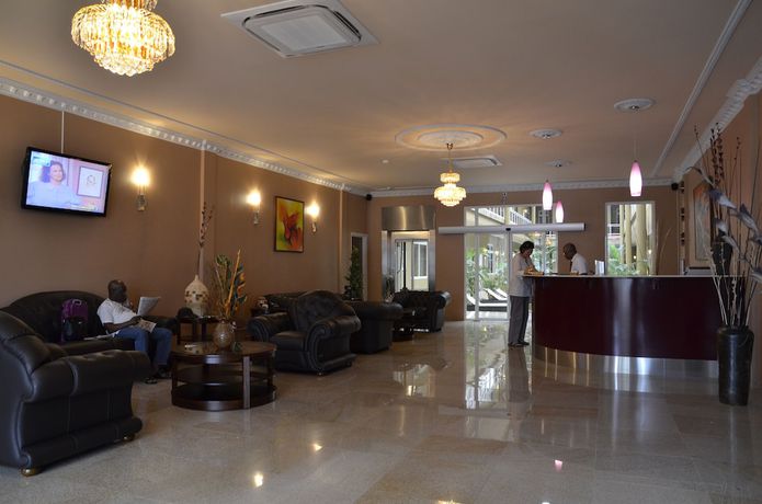 Imagen de los interiores del Hotel Sheva. Foto 18