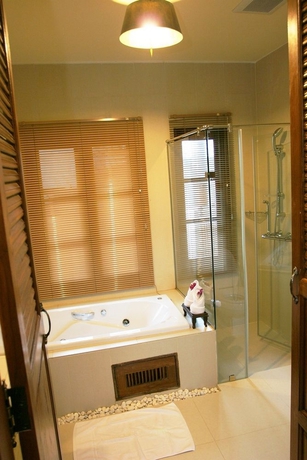 Imagen de la habitación del Hotel Shewe Wana Suite Resort. Foto 3