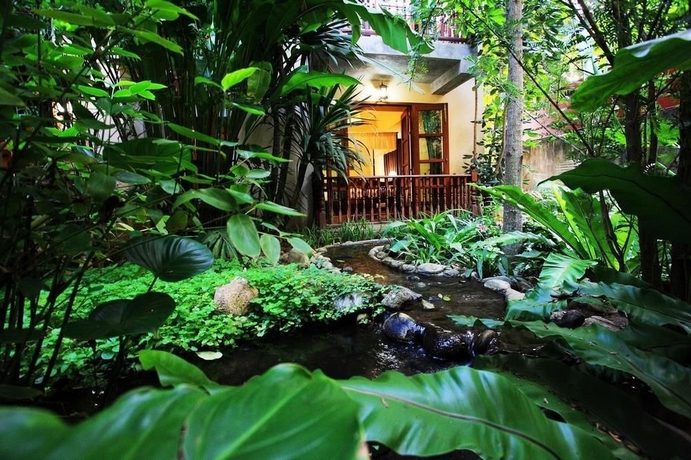 Imagen de los interiores del Hotel Shewe Wana Suite Resort. Foto 6