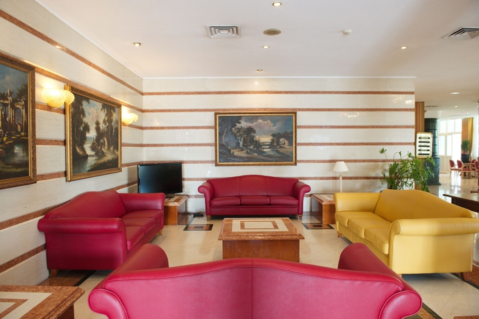 Imagen de los interiores del Hotel Shg Catullo. Foto 12