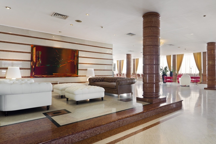 Imagen de los interiores del Hotel Shg Catullo. Foto 13