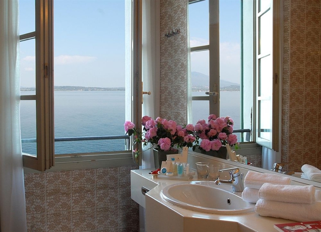 Imagen de la habitación del Hotel Shg Villa Carlotta. Foto 9