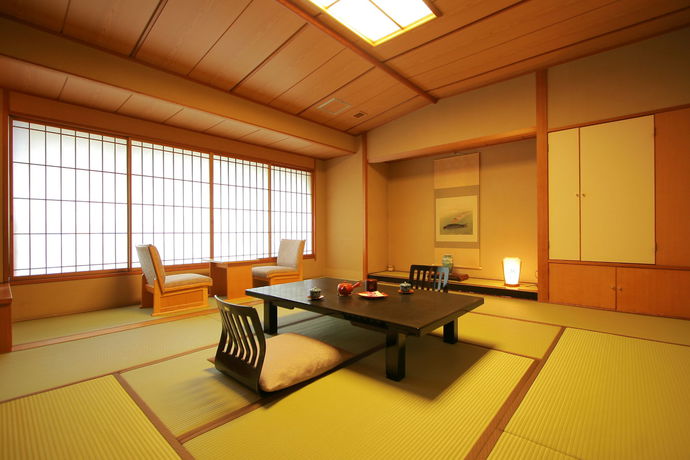 Imagen del bar/restaurante del Hotel Shibu No Yu. Foto 11