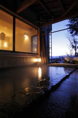 Imagen de la piscina del Hotel Shibu Onsen Sakaeya. Foto 18