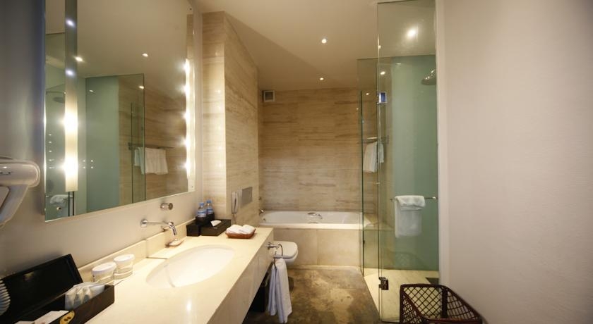 Imagen de la habitación del Hotel Shichahai Sandalwood Boutique Beijing. Foto 9